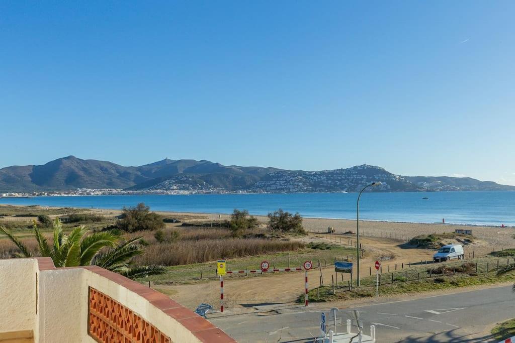 V020 - Puerto Primero Ampuriabrava Exterior foto